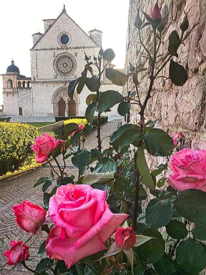 Casetta Delle Rose Ассізі Екстер'єр фото